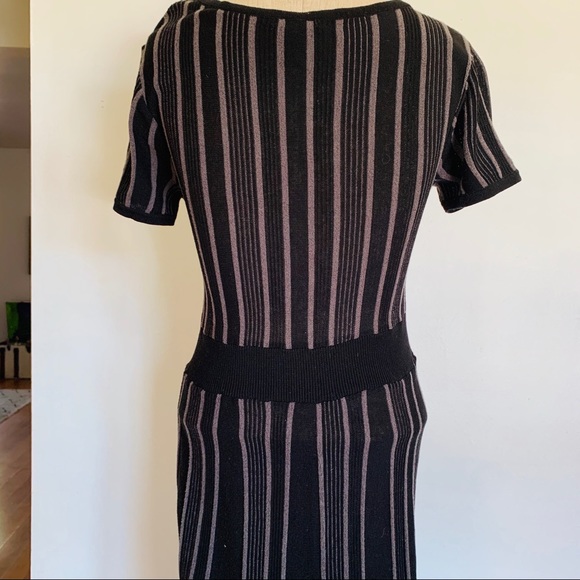 H&M dress!! - Picture 4 of 5